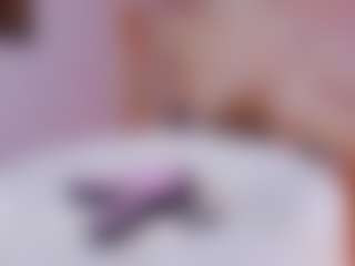 Live cam show with AwwElla - Spank on intimatelivegirls.com