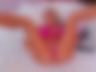 Live cam show with AwwElla - Asshole Blonde Hair on Fapmatic.com