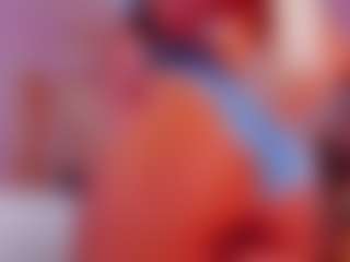 Live cam show with AwwElla - Deepthroat on Camsoda