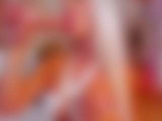 Live cam show with AwwElla - Squirt Teen (18+) on Gym Cam Girls