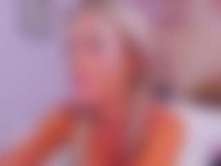 AwwElla's Live Sex Cam Show