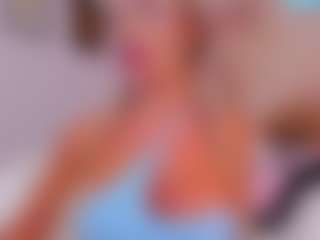 Spettacolo in cam dal vivo con AwwElla - Flashing su Camsoda