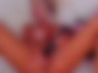 AwwElla's Live Sex Cam Show