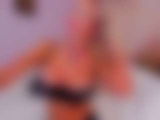 AwwElla's Live Sex Cam Show