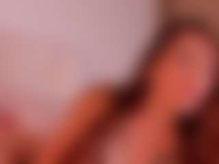 Live cam show with kikievega - White on hotwifechat.live | colombia