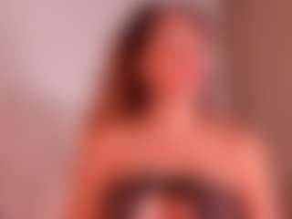 kikievega's Live Sex Cam Show