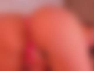 kikievega's Live Sex Cam Show