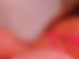 kikievega's Live Sex Cam Show