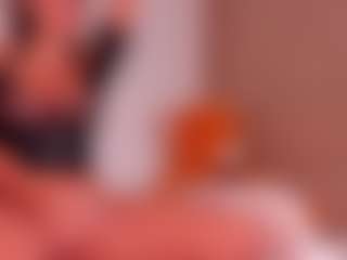 Live cam show with kikievega - Skinny White on Hubzter Live | colombia