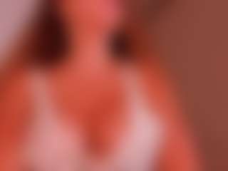 kikievega's Live Sex Cam Show