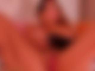 kikievega's Live Sex Cam Show