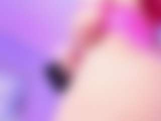 Live cam show with Ely - Flashing on Uber Horny