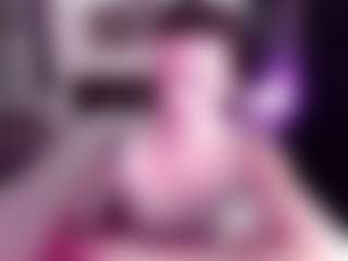 Live cam show with serenamils - Red Hair on Camsoda
