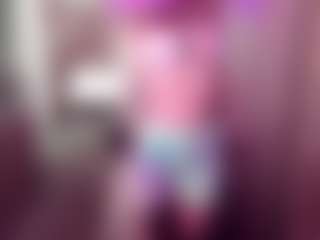Live-Cam-Show mit serenamils - Brown Hair auf Camsoda