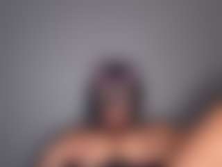 Kitty's Live Sex Cam Show
