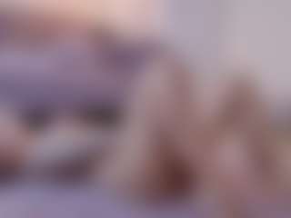 Lenna's Live Sex Cam Show