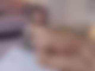 Live cam show with Lenna - Big Tits on studioflirtlive.com