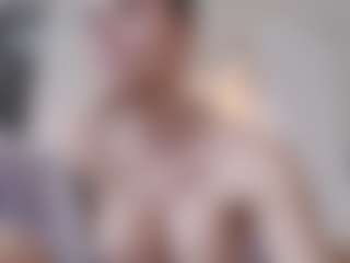 Lenna's Live Sex Cam Show