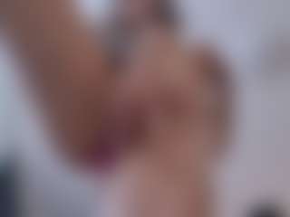 Lenna's Live Sex Cam Show