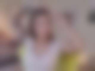 Live cam show with Lenna - Brown Hair on CamwithHer
