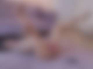 Lenna's Live Sex Cam Show