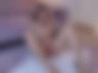 Live cam show with Lenna - Big Ass on Hubzter Live