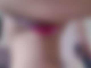 Lenna's Live Sex Cam Show