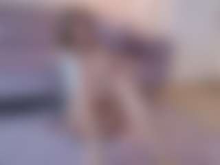 Lenna's Live Sex Cam Show