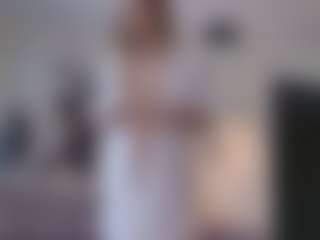 Live cam show with Lenna - Petite on crypto-cams