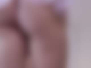 Lenna's Live Sex Cam Show
