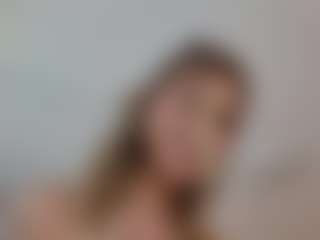 Lenna's Live Sex Cam Show
