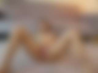 Lenna's Live Sex Cam Show