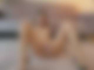 Lenna's Live Sex Cam Show