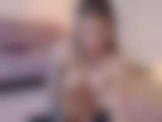 Lenna's Live Sex Cam Show
