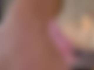 Lenna's Live Sex Cam Show