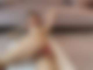 Lenna's Live Sex Cam Show