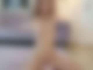 Lenna's Live Sex Cam Show