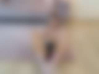 Lenna's Live Sex Cam Show