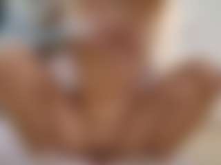 Lenna's Live Sex Cam Show