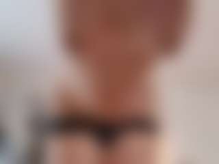 Lenna's Live Sex Cam Show