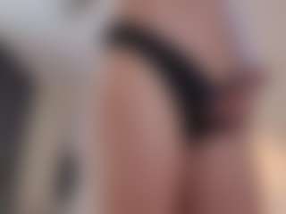 Lenna's Live Sex Cam Show