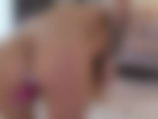 Lenna's Live Sex Cam Show