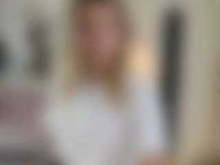 Lenna's Live Sex Cam Show