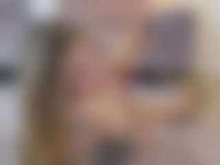 Lenna's Live Sex Cam Show