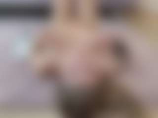 Lenna's Live Sex Cam Show