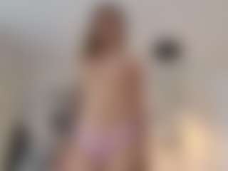Lenna's Live Sex Cam Show