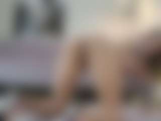 Lenna's Live Sex Cam Show