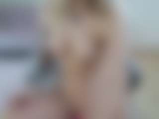 Lenna's Live Sex Cam Show