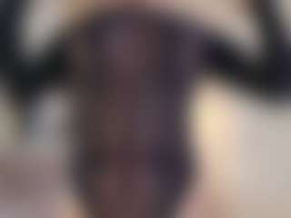 Lenna's Live Sex Cam Show