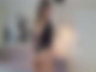 Lenna's Live Sex Cam Show